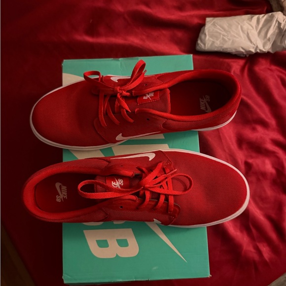 Nike SB - Picture 3 of 5